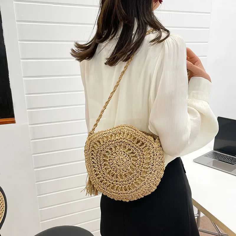 Rattan Woven Women Straw Crossbody Bag Small Clutch Purse and Handbag Summer Beach Bag Woman Tassel Shoulder Messenger Bag