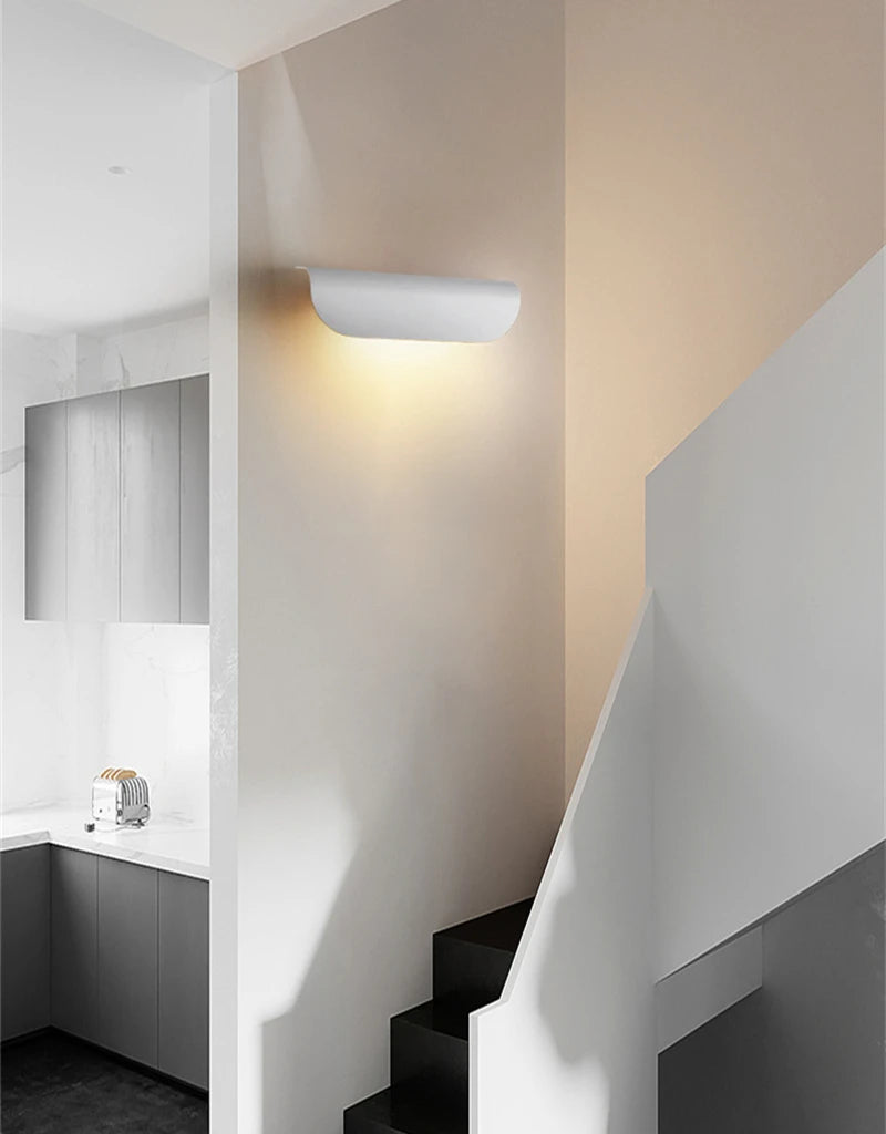 Waterproof Simple LED Wall Lamp Modern Outdoor/Indoor IP65 Entrance Decor Sconce Garden Porch Bedside Home Wall Lights Luminaire