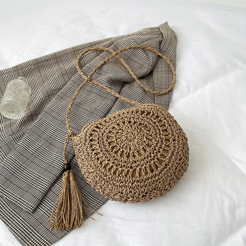Rattan Woven Women Straw Crossbody Bag Small Clutch Purse and Handbag Summer Beach Bag Woman Tassel Shoulder Messenger Bag