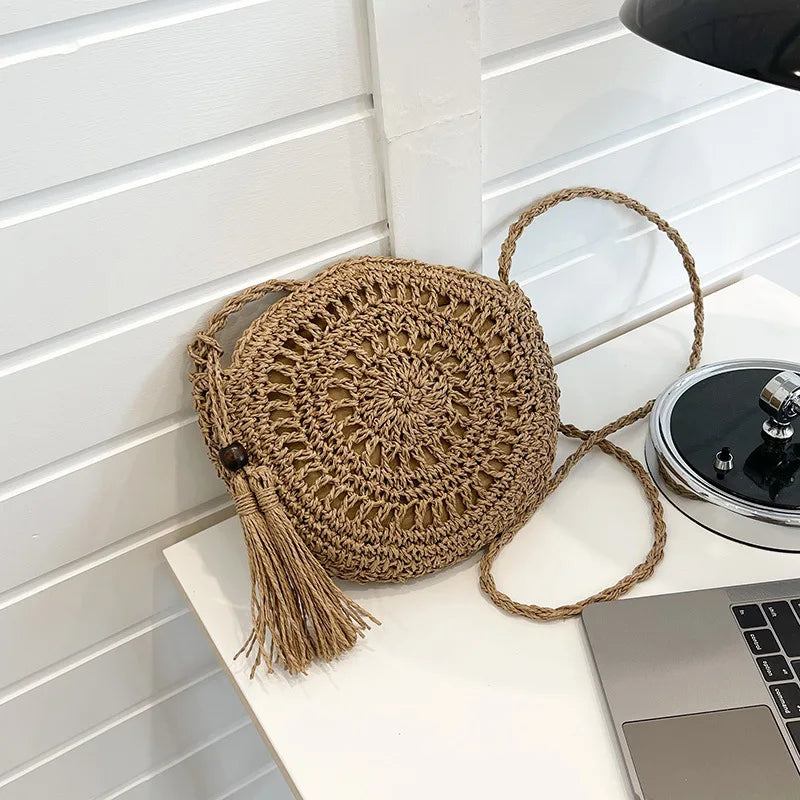 Rattan Woven Women Straw Crossbody Bag Small Clutch Purse and Handbag Summer Beach Bag Woman Tassel Shoulder Messenger Bag