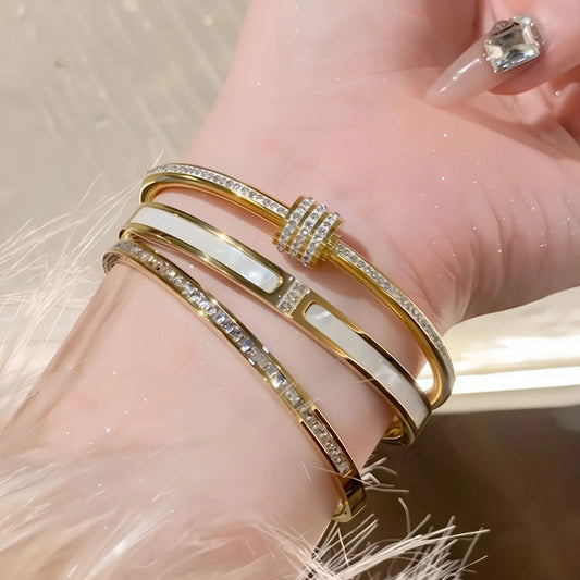 1pc Titanium Steel Gold Bracelet, Fashionable Classic Style, Stainless Steel Bracelet,Inlaid With Zircon,For Womens Daily Wear