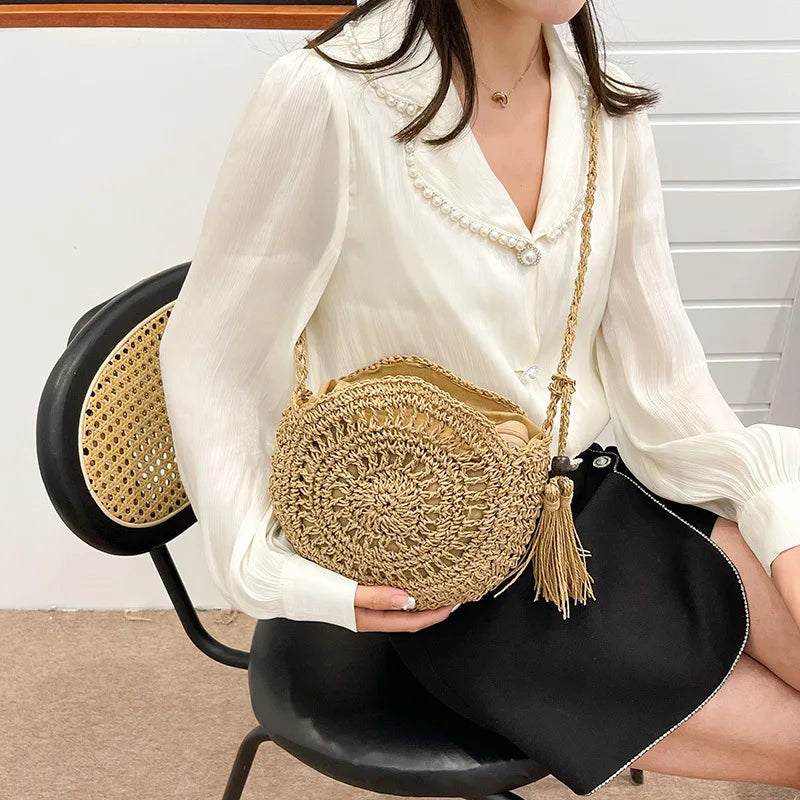 Rattan Woven Women Straw Crossbody Bag Small Clutch Purse and Handbag Summer Beach Bag Woman Tassel Shoulder Messenger Bag